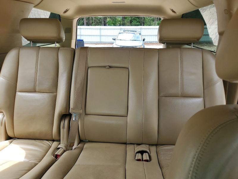 63261646 :رقم المزاد ، 1GKUKKE37AR238455 vin ، 2010 Gmc Yukon Xl مزاد بيع