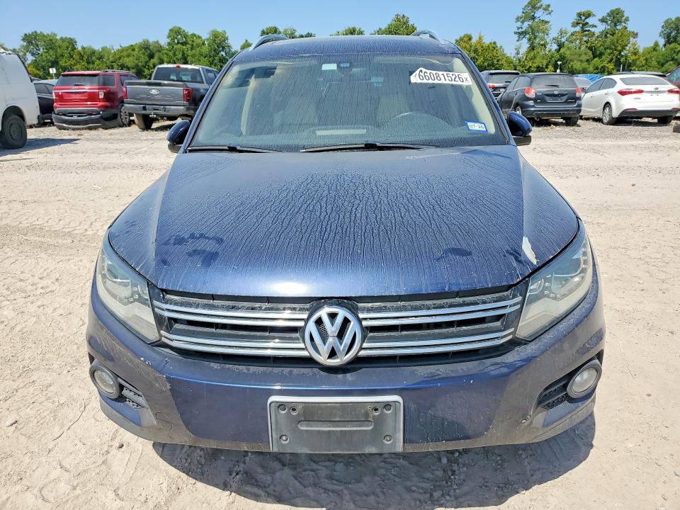 2012 Volkswagen Tiguan მანქანა იყიდება აუქციონზე, vin: WVGAV7AXXCW555982, აუქციონის ნომერი: 66081526