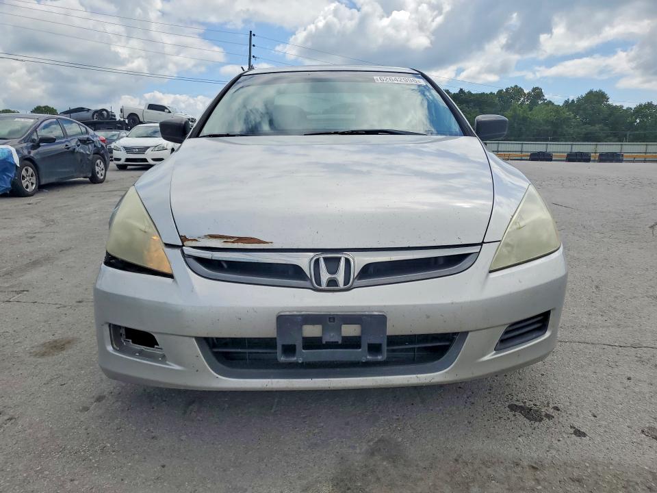 62642996 :رقم المزاد ، 1HGCM56137A057149 vin ، 2007 Honda Accord مزاد بيع