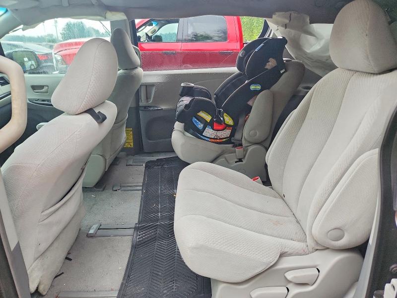 2011 Toyota Sienna მანქანა იყიდება აუქციონზე, vin: 5TDKA3DC1BS002044, აუქციონის ნომერი: 60180956