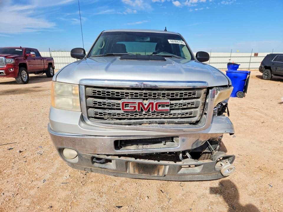 66906706 :رقم المزاد ، 1GT120C87BF116540 vin ، 2011 Gmc Sierra مزاد بيع