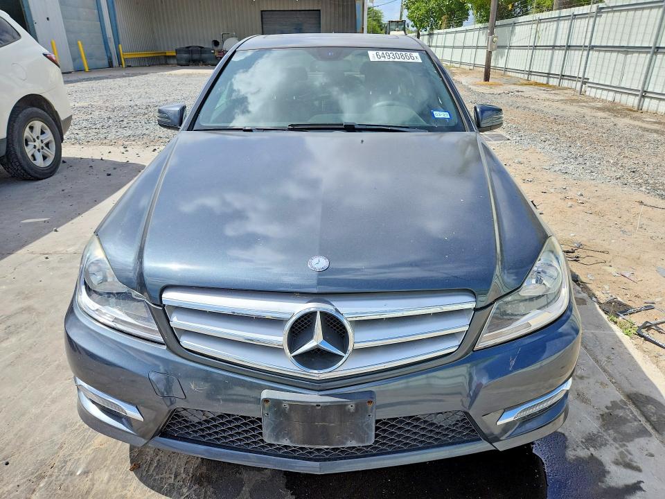 Продажа на аукционе авто 2014 Mercedes-benz C, vin: WDDGF4HB8EG237608, номер лота: 64930866
