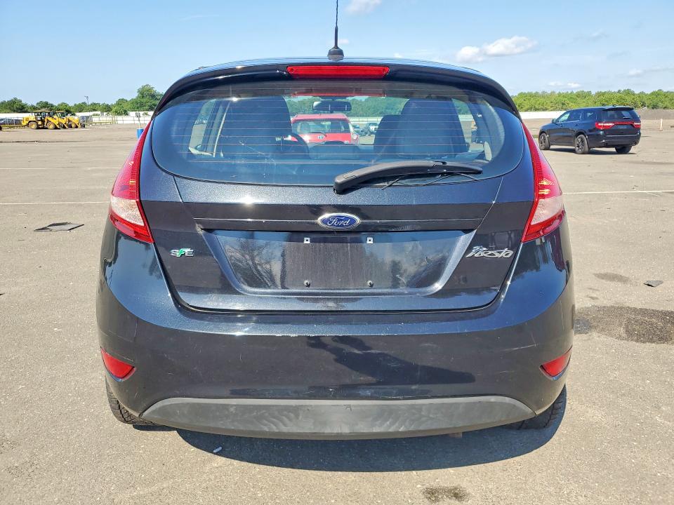 2013 Ford Fiesta მანქანა იყიდება აუქციონზე, vin: 3FADP4EJ7DM157720, აუქციონის ნომერი: 64081406