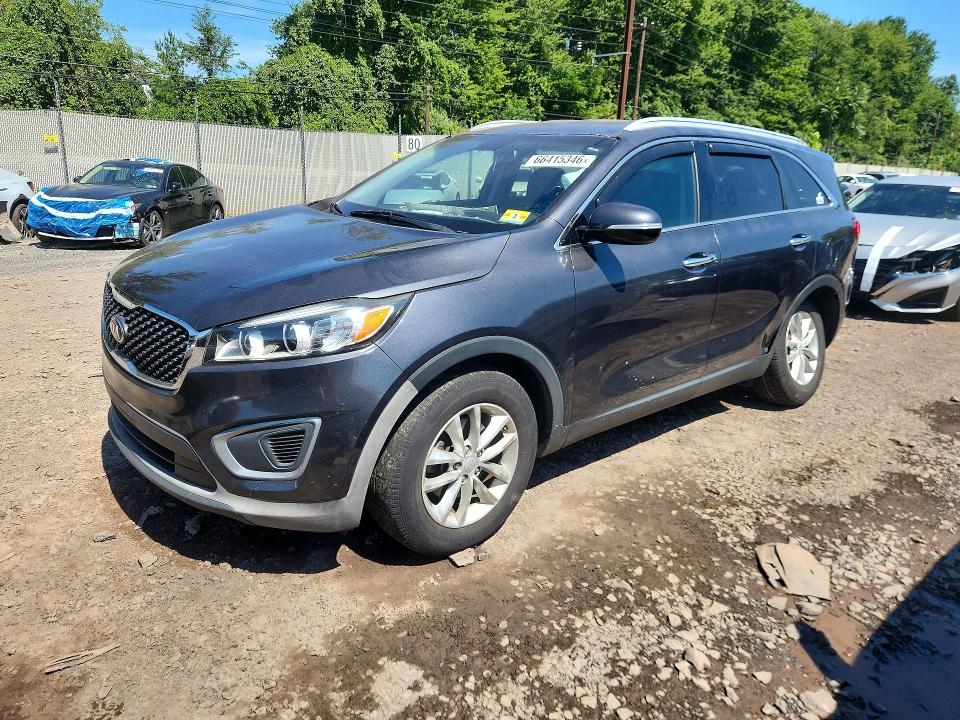 2017 Kia Sorento მანქანა იყიდება აუქციონზე, vin: 5XYPG4A35HG280353, აუქციონის ნომერი: 66415346