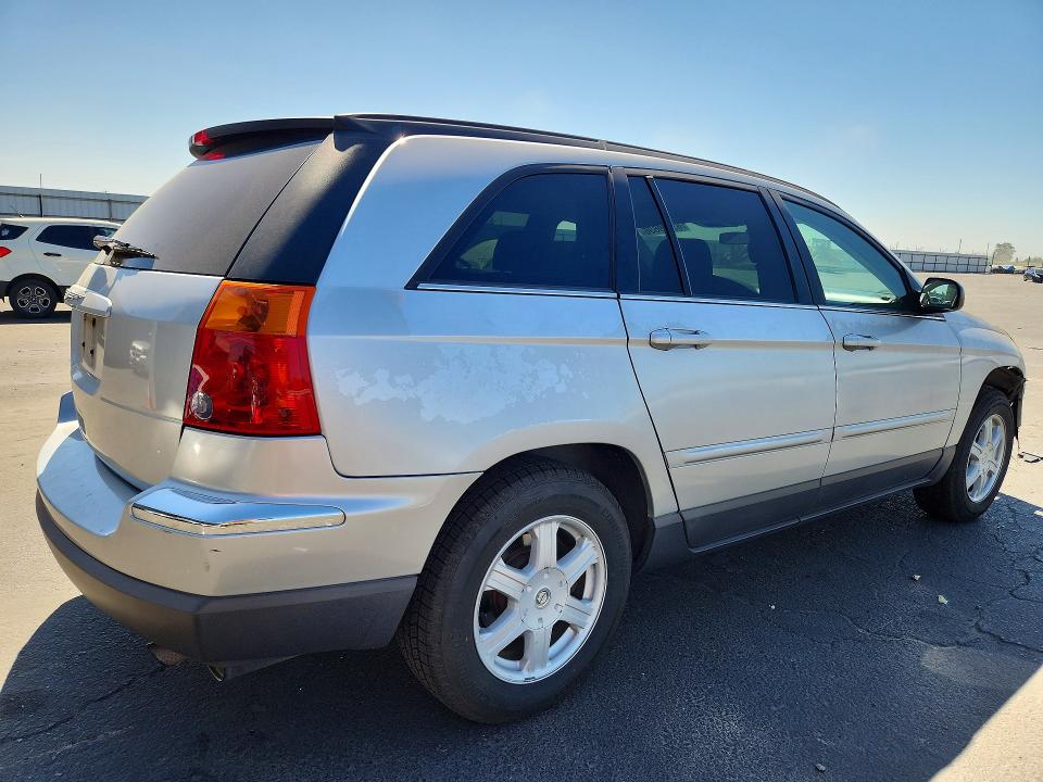 63389636 :رقم المزاد ، 2C4GM68405R331042 vin ، 2005 Chrysler Pacifica مزاد بيع