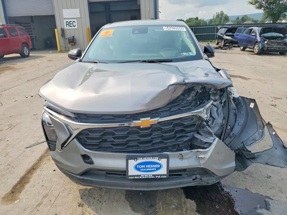 64323906 :رقم المزاد ، KL77LFEP4TC093054 vin ، 2026 Chevrolet Trax مزاد بيع
