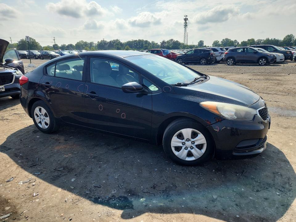 2016 Kia Forte მანქანა იყიდება აუქციონზე, vin: KNAFK4A69G5526670, აუქციონის ნომერი: 65165926