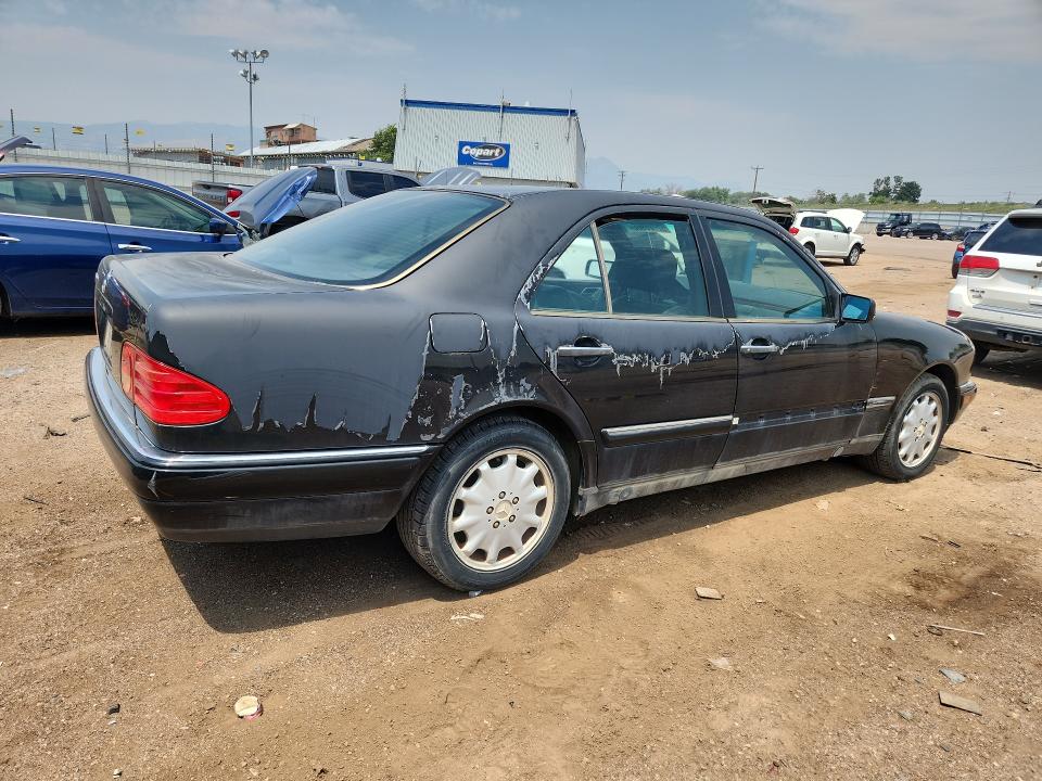 Продажа на аукционе авто 1998 Mercedes-benz E, vin: WDBJF82F4WX005767, номер лота: 62726966