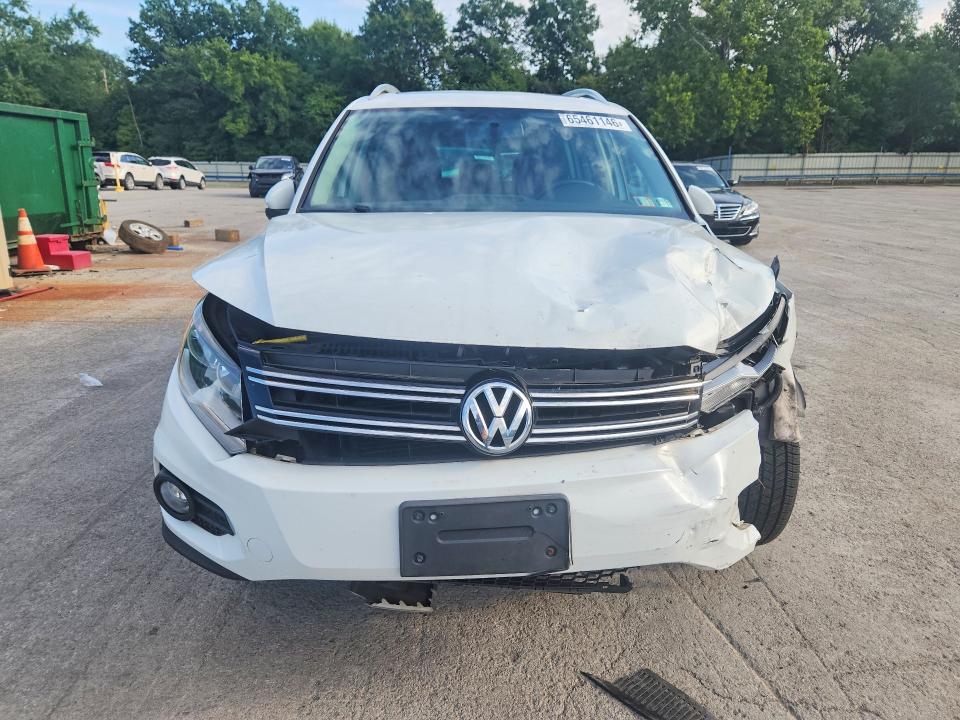 65461146 :رقم المزاد ، WVGBV7AX7FW583943 vin ، 2015 Volkswagen Tiguan مزاد بيع