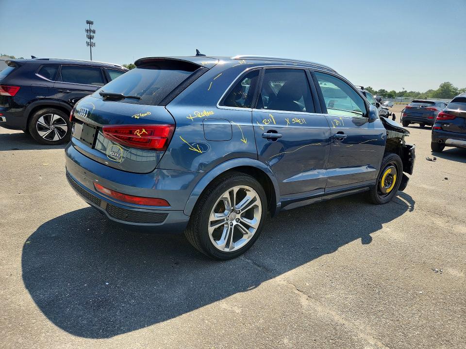 2018 Audi Q3 მანქანა იყიდება აუქციონზე, vin: WA1JCCFS9JR029624, აუქციონის ნომერი: 63817276