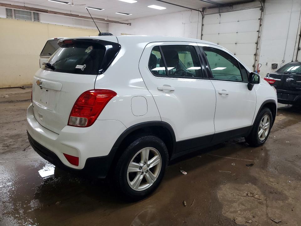 64649906 :رقم المزاد ، KL7CJNSB7HB142221 vin ، 2017 Chevrolet Trax مزاد بيع