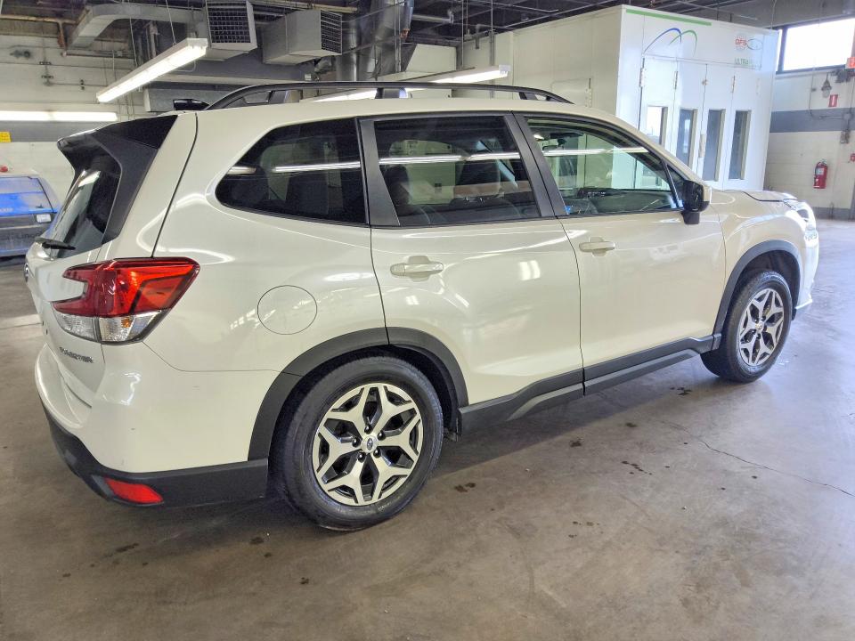 Продаж на аукціоні авто 2024 Subaru Forester, vin: JF2SKADC8RH477398, номер лоту: 63664856