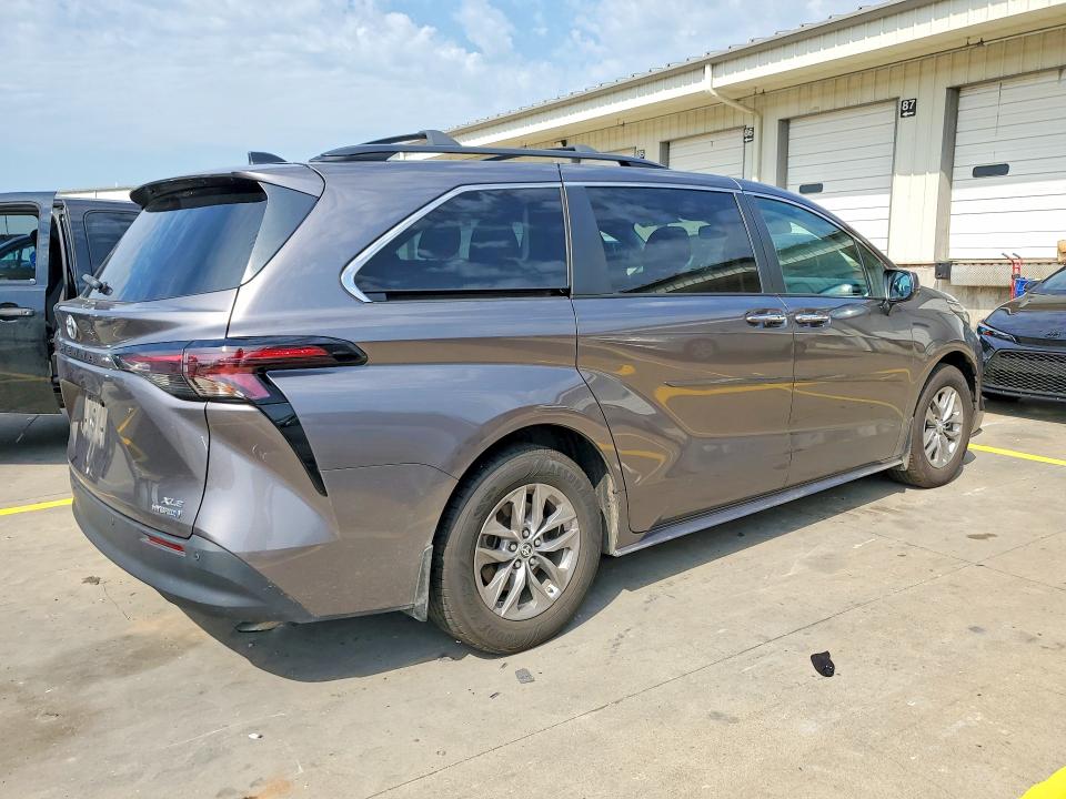 Продажа на аукционе авто 2023 Toyota Sienna, vin: 5TDYSKFC4PS082039, номер лота: 64030856