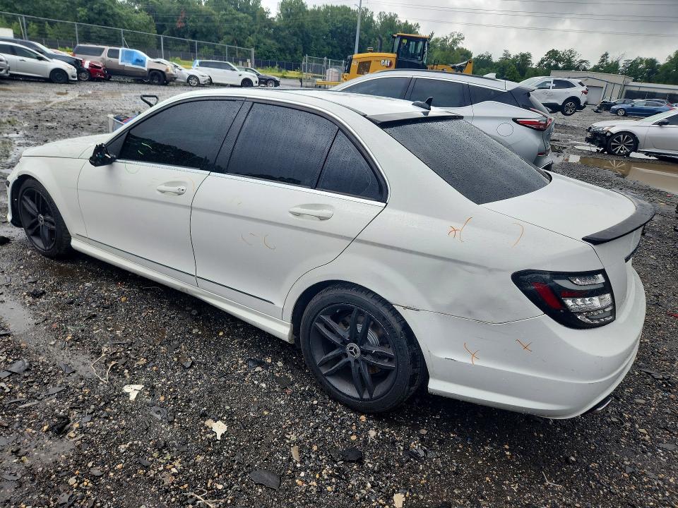 63505556 :رقم المزاد ، WDDGF8AB1DR292731 vin ، 2013 Mercedes-benz C مزاد بيع