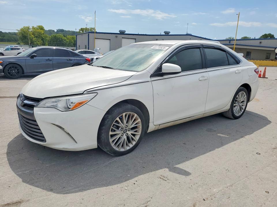 Aukcja sprzedaży 2015 Toyota Camry, vin: 4T1BF1FK8FU886927, numer aukcji: 65770926