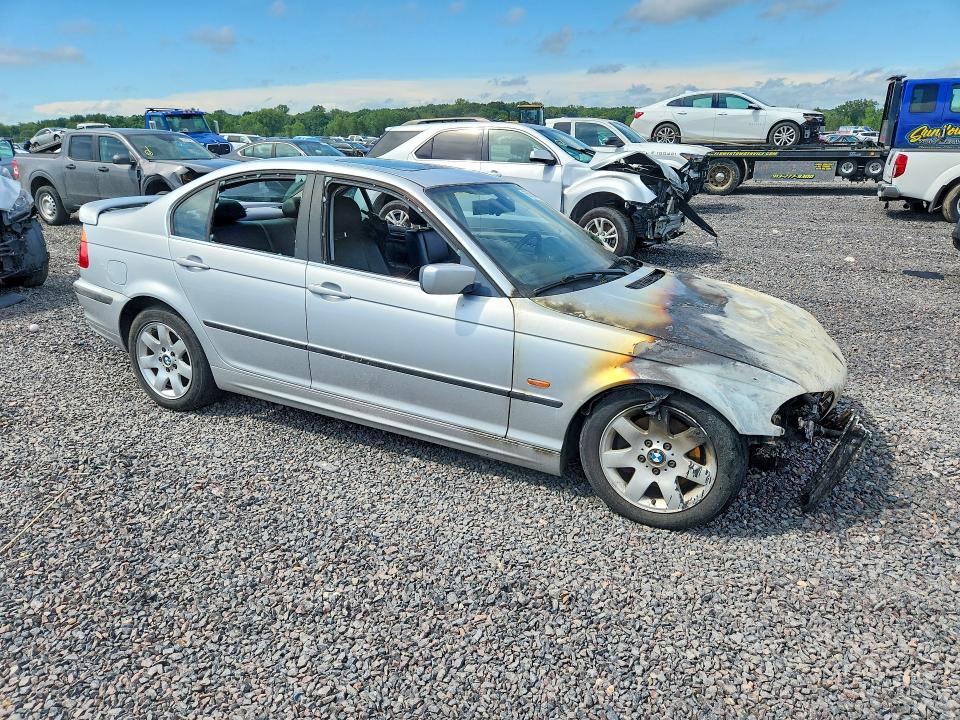 Продаж на аукціоні авто 2001 Bmw 325, vin: WBAAV33431FV04656, номер лоту: 65892876