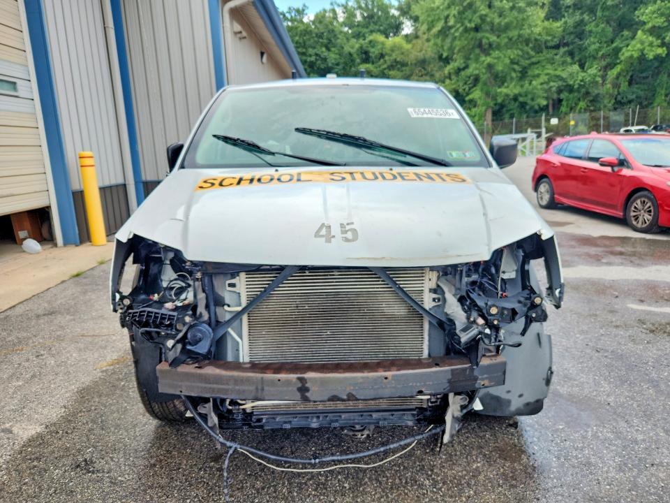 2018 Dodge Grand Caravan მანქანა იყიდება აუქციონზე, vin: 2C7WDGBG3JR141012, აუქციონის ნომერი: 65445536