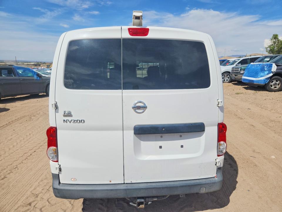 45804846 :رقم المزاد ، 3N6CM0KN8FK724950 vin ، 2015 Nissan Nv200 مزاد بيع