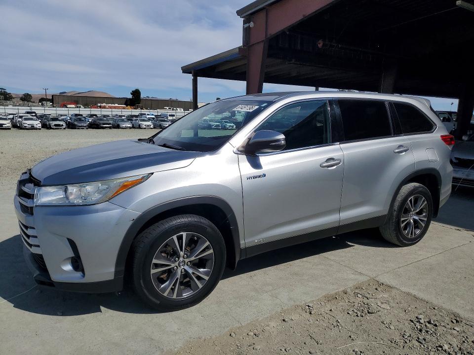 2019 Toyota Highlander Hybrid მანქანა იყიდება აუქციონზე, vin: 5TDBGRFH1KS075683, აუქციონის ნომერი: 61451196