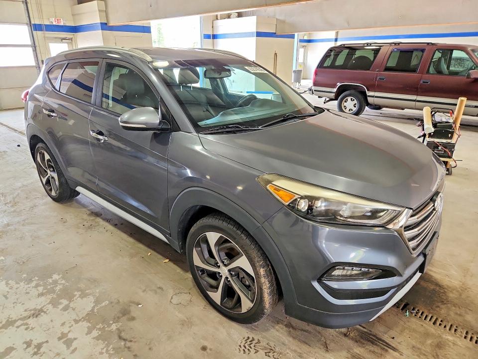 Продаж на аукціоні авто 2017 Hyundai Tucson, vin: KM8J33A2XHU389033, номер лоту: 63578546