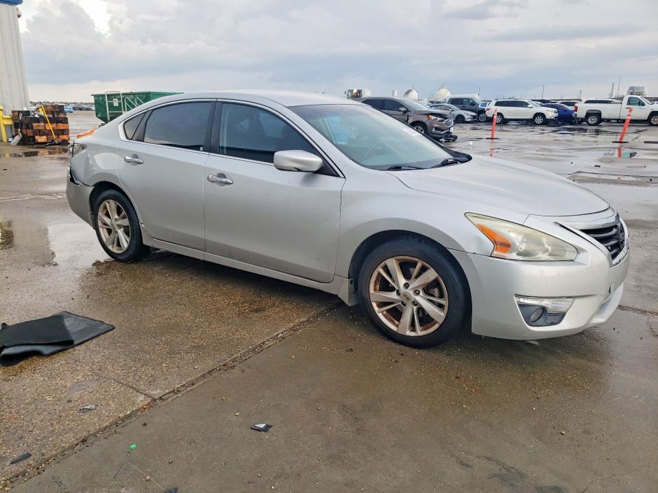 66784756 :رقم المزاد ، 1N4AL3AP4FC266059 vin ، 2015 Nissan Altima مزاد بيع