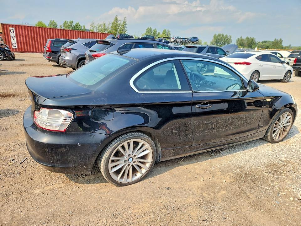 64281366 :رقم المزاد ، WBAUP7C5XBVM54305 vin ، 2011 Bmw 128 مزاد بيع