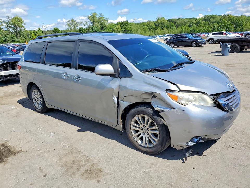 Продаж на аукціоні авто 2016 Toyota Sienna, vin: 5TDYK3DC2GS749800, номер лоту: 66047446
