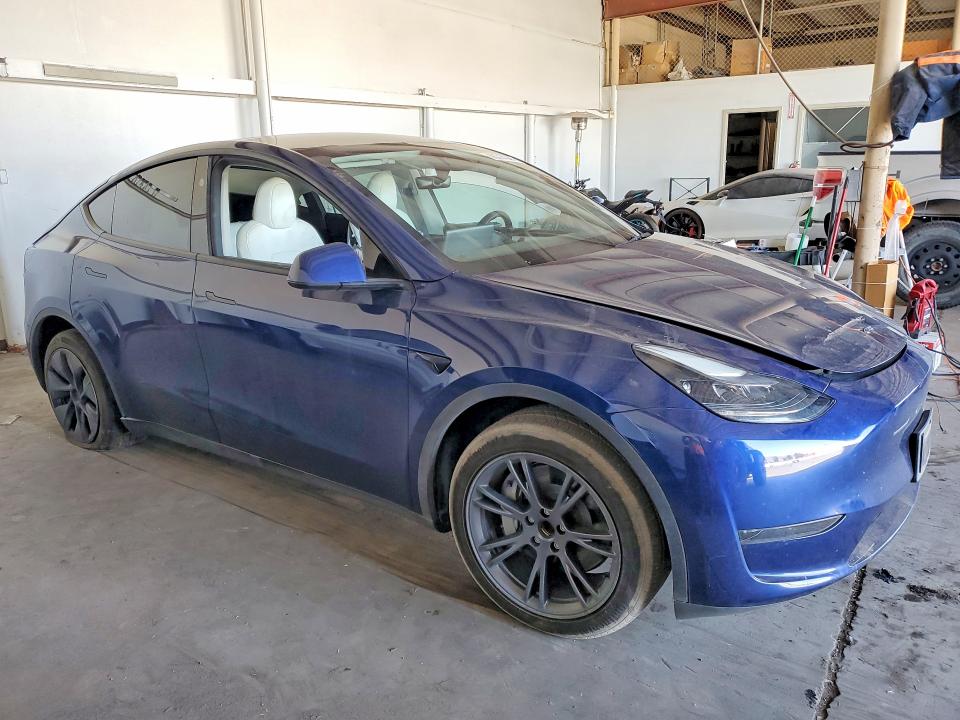 Продаж на аукціоні авто 2025 Tesla Model Y, vin: 7SAYGDED5SF253436, номер лоту: 66314506