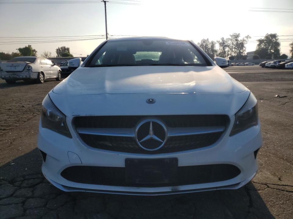 65029996 :رقم المزاد ، WDDSJ4EB6JN683338 vin ، 2018 Mercedes-benz Cla مزاد بيع