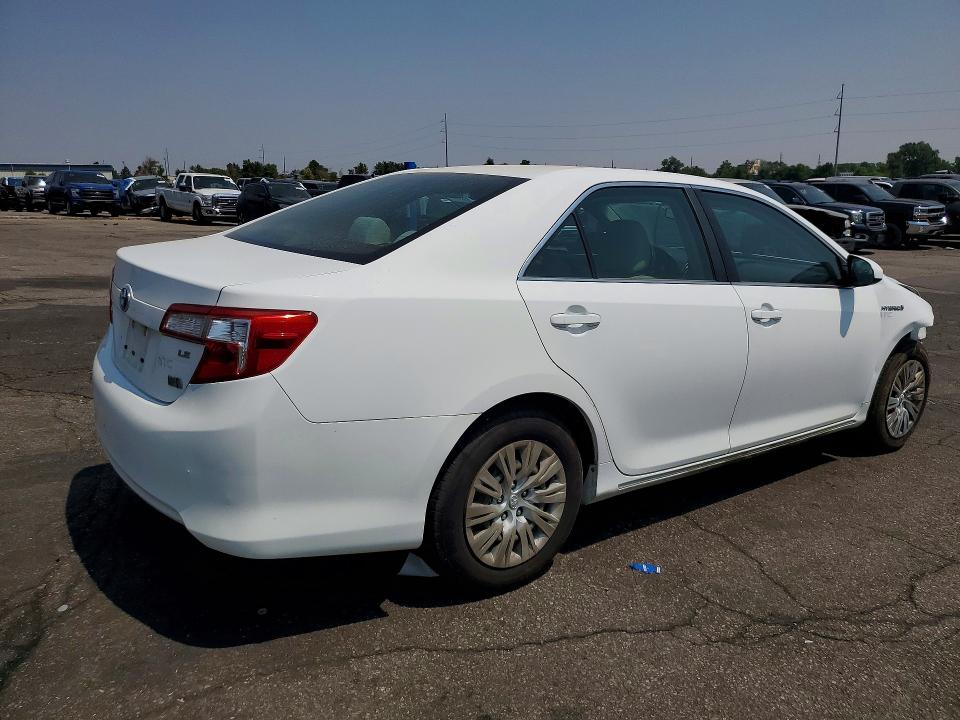 Продажа на аукционе авто 2014 Toyota Camry Hybrid, vin: 4T1BD1FK0EU108707, номер лота: 64488476