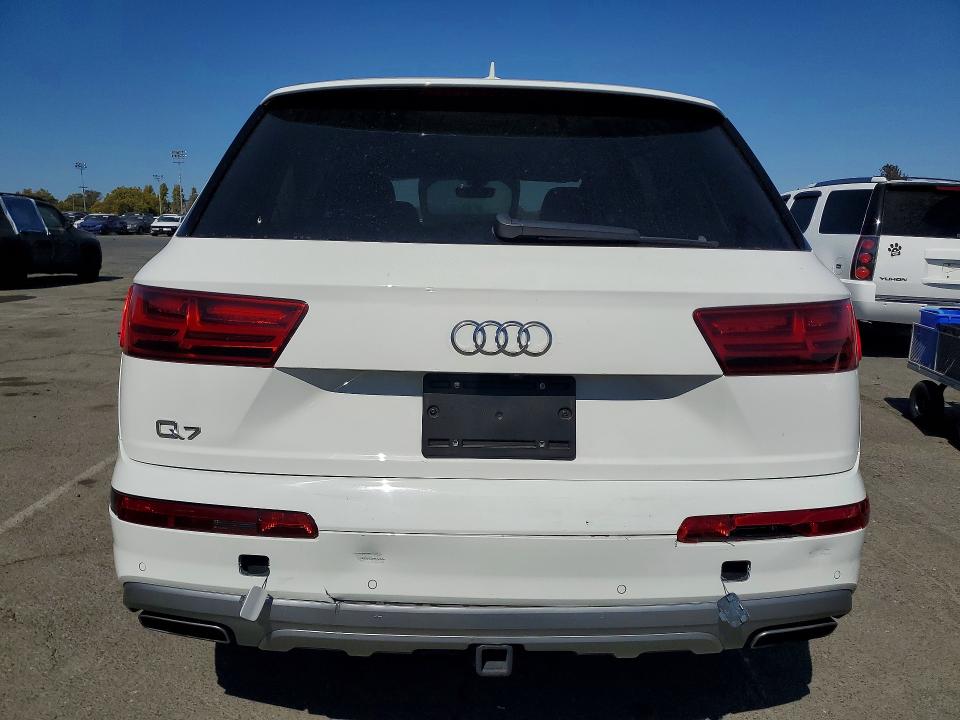 64816596 :رقم المزاد ، WA1AHAF74KD023049 vin ، 2019 Audi Q7 مزاد بيع