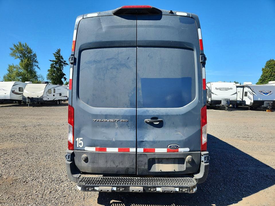 2020 Ford Transit მანქანა იყიდება აუქციონზე, vin: 1FTBR3X8XLKA87586, აუქციონის ნომერი: 62543686