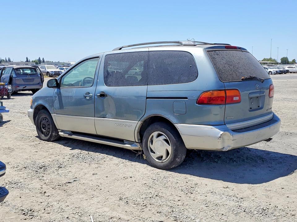 64168406 :رقم المزاد ، 4T3ZF13C0YU300677 vin ، 2000 Toyota Sienna مزاد بيع
