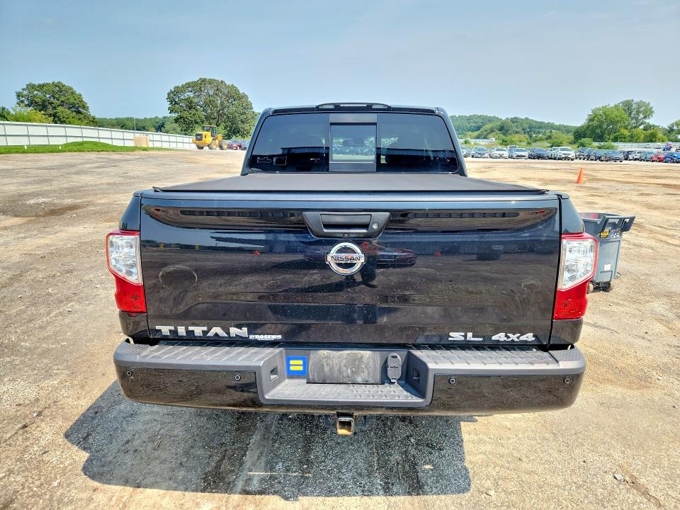 2017 Nissan Titan მანქანა იყიდება აუქციონზე, vin: 1N6AA1E55HN503840, აუქციონის ნომერი: 64662316