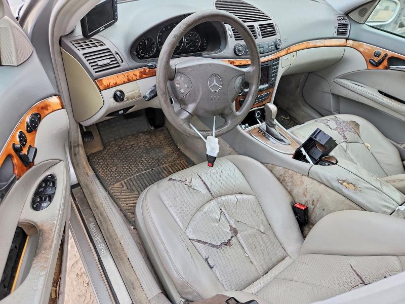 2004 Mercedes-benz E მანქანა იყიდება აუქციონზე, vin: WDBUF65J24A454902, აუქციონის ნომერი: 65627226