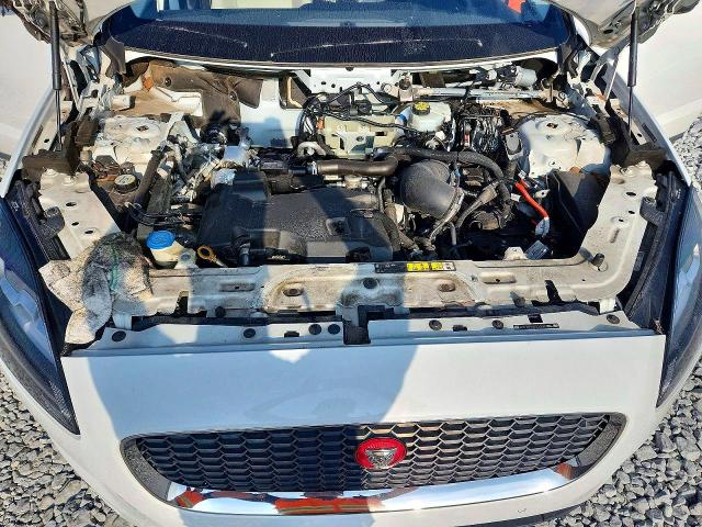 67175176 :رقم المزاد ، SADFJ2FX8K1Z35095 vin ، 2019 Jaguar E-pace مزاد بيع