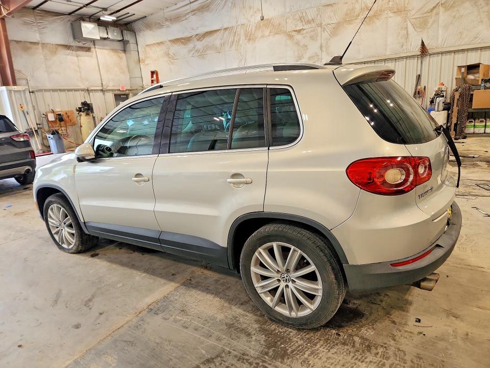 Aukcja sprzedaży 2010 Volkswagen Tiguan, vin: WVGBV7AX3AW511548, numer aukcji: 64494966