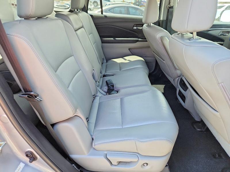 Продаж на аукціоні авто 2016 Honda Pilot, vin: 5FNYF5H51GB006464, номер лоту: 66767836