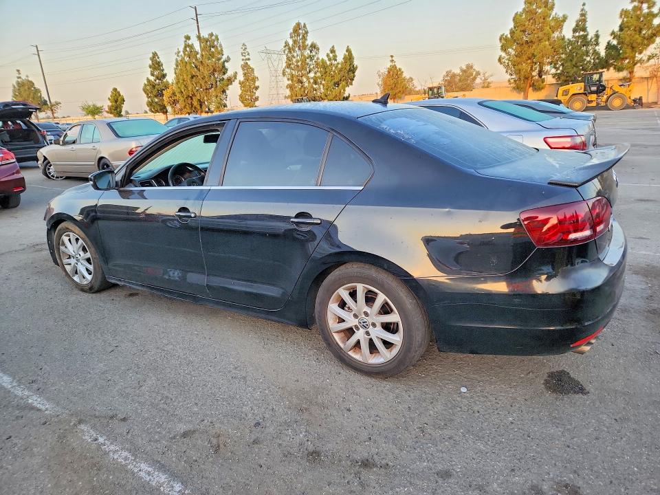 63907726 :رقم المزاد ، 3VWDP7AJ2DM239028 vin ، 2013 Volkswagen Jetta مزاد بيع