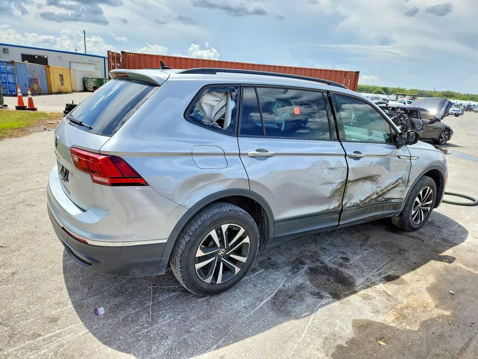 66655606 :رقم المزاد ، 3VV1B7AX9NM012852 vin ، 2022 Volkswagen Tiguan مزاد بيع