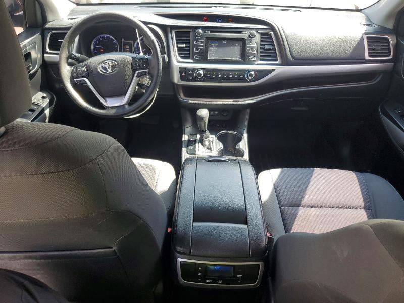 65175686 :رقم المزاد ، 5TDBZRFHXKS963990 vin ، 2019 Toyota Highlander مزاد بيع