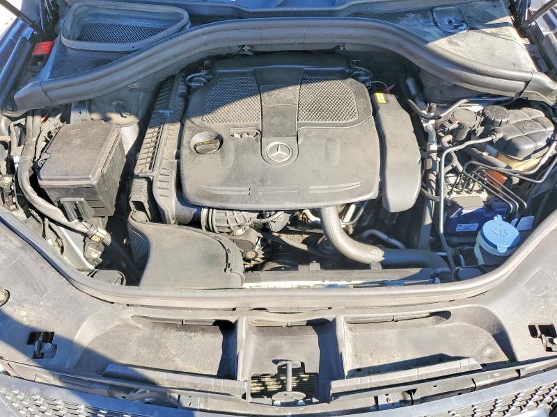 2015 Mercedes-benz Ml მანქანა იყიდება აუქციონზე, vin: 4JGDA5HB2FA477397, აუქციონის ნომერი: 63947886