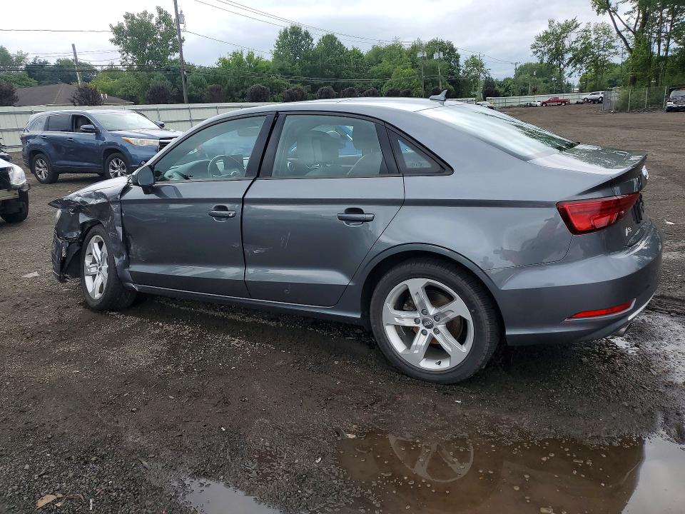 2017 Audi A3 მანქანა იყიდება აუქციონზე, vin: WAUB8GFF2H1052545, აუქციონის ნომერი: 65715076