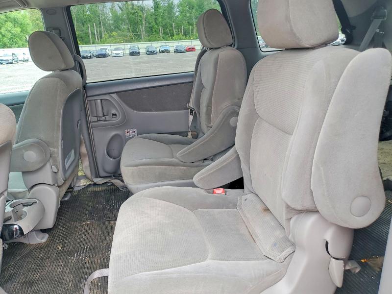 63572736 :رقم المزاد ، 5TDZA23C25S377178 vin ، 2005 Toyota Sienna مزاد بيع