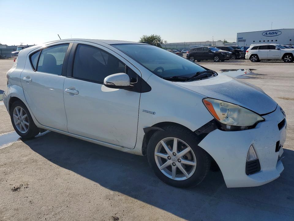 Auction sale of the 2013 Toyota Prius C, vin: JTDKDTB36D1535548, lot number: 67558316