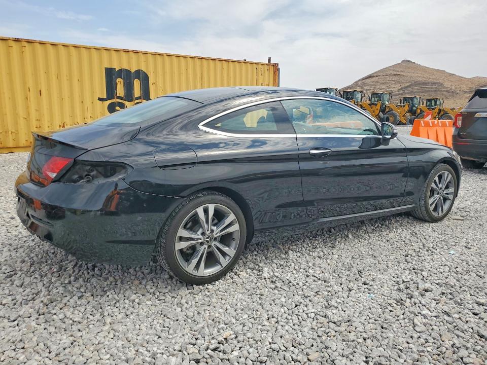 2017 Mercedes-benz C მანქანა იყიდება აუქციონზე, vin: WDDWJ4JB0HF524679, აუქციონის ნომერი: 64724016