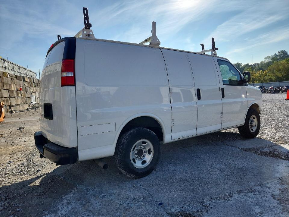 65628446 :رقم المزاد ، 1GCWGAF71M1170321 vin ، 2021 Chevrolet Express G2500 مزاد بيع