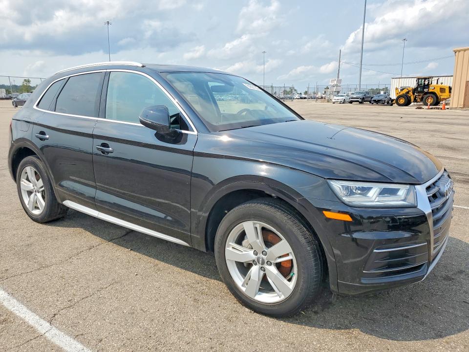 Продаж на аукціоні авто 2018 Audi Q5, vin: WA1BNAFY3J2134286, номер лоту: 64021236