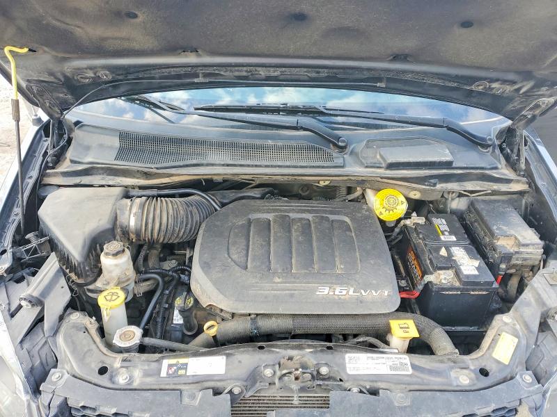 66372106 :رقم المزاد ، 2C4RDGBG3HR581977 vin ، 2017 Dodge Grand Caravan مزاد بيع