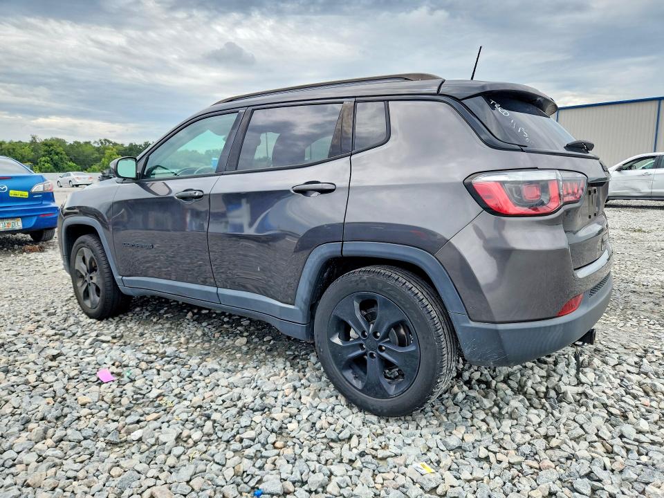 63909906 :رقم المزاد ، 3C4NJCBB3JT318315 vin ، 2018 Jeep Compass مزاد بيع